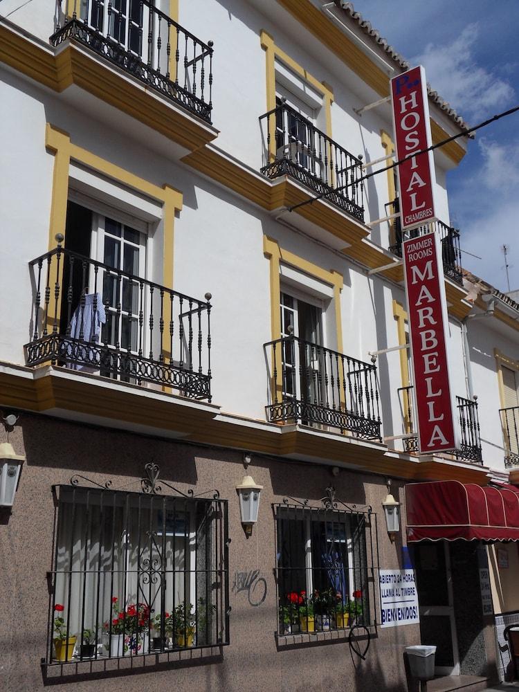 Hotel Marbella 푸엔히롤라 외부 사진