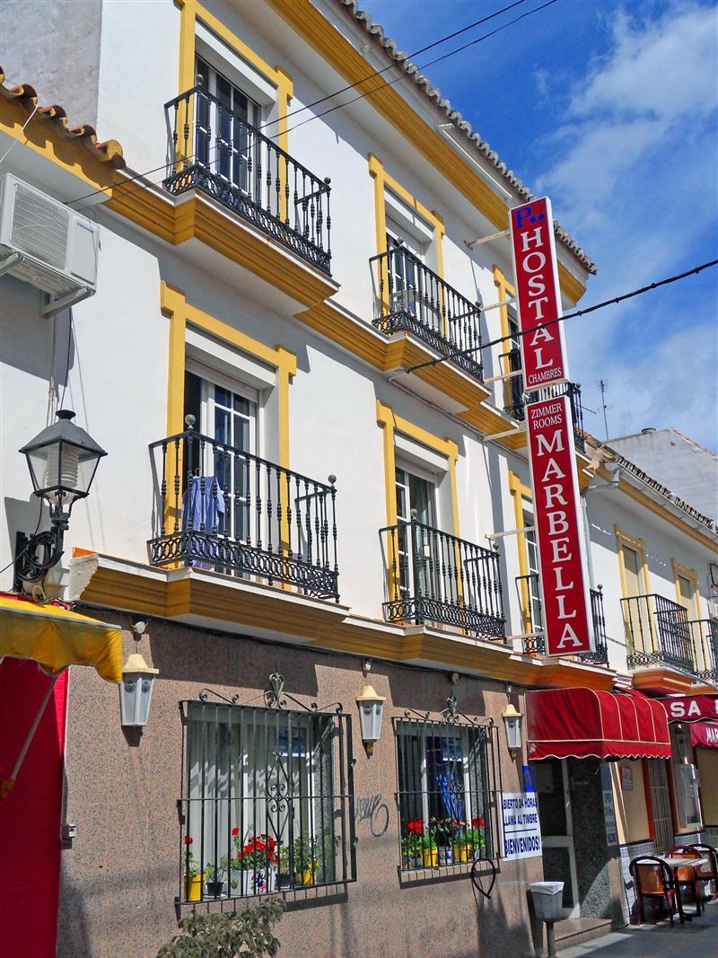 Hotel Marbella 푸엔히롤라 외부 사진