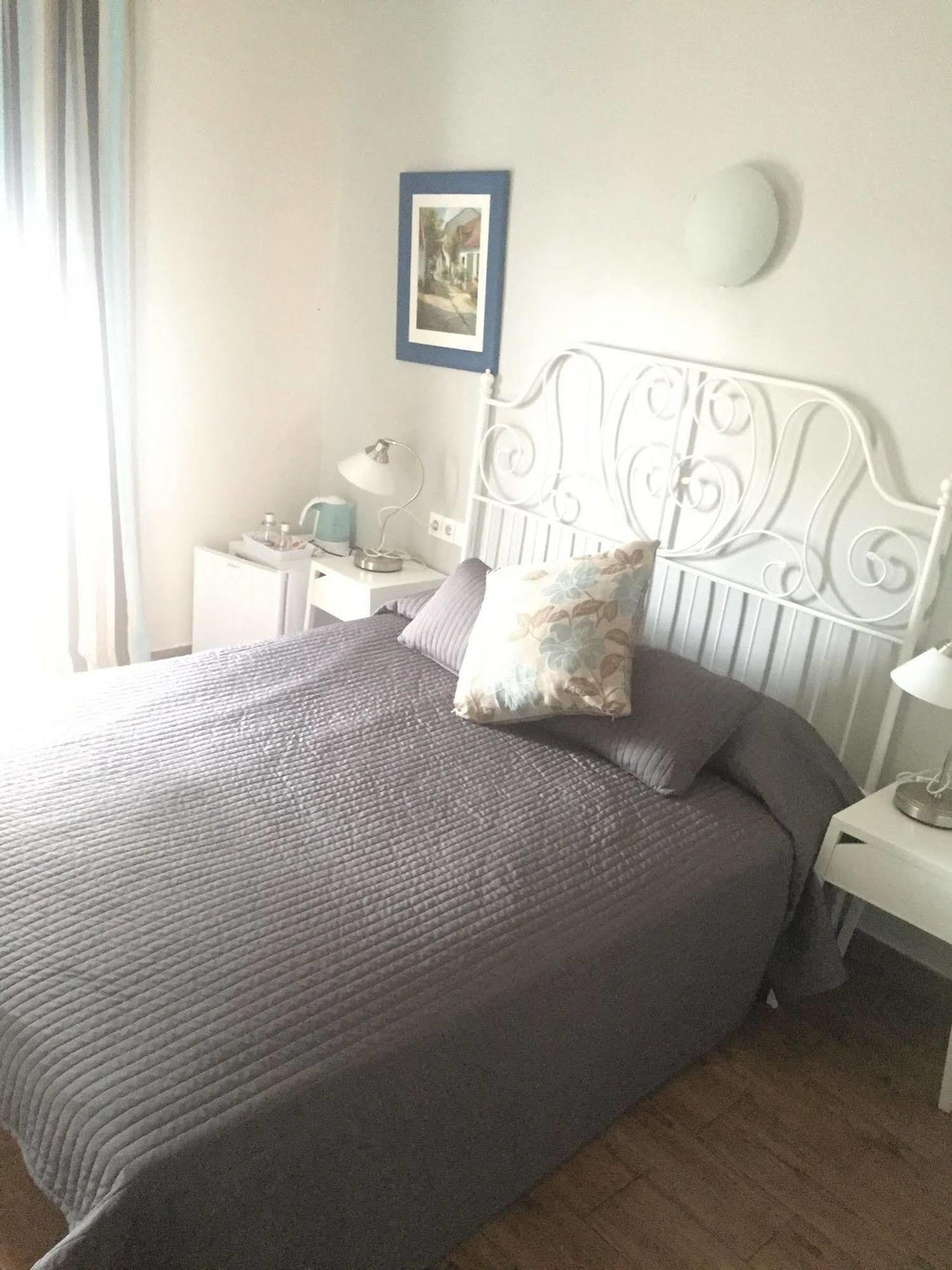Hotel Marbella 푸엔히롤라 외부 사진
